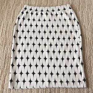 Renee C. Black and White Patterned Pencil Skirt